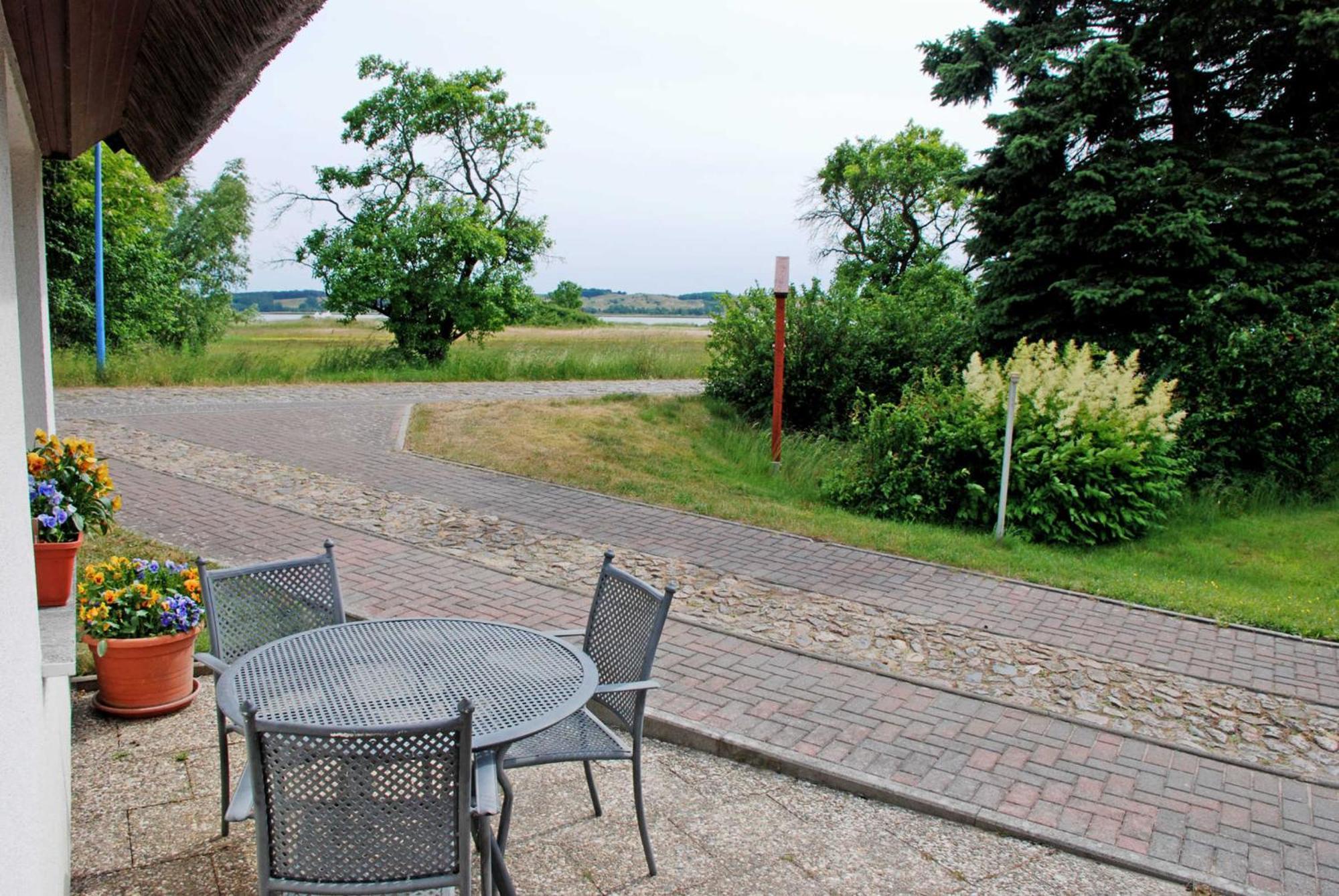 Ferienwohnungen im Haus am Deich Middelhagen Exterior foto